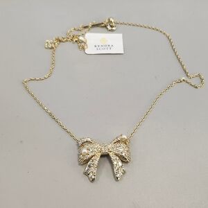 NWT Kendra Scott Krista Gold Bow Short Pendant Necklace in White Mix